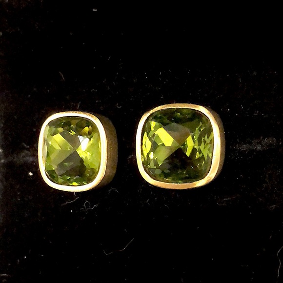 HEIDI DAUS Square Faceted Spring Green Swarovski Crystal Earrings - Picture 10 of 14